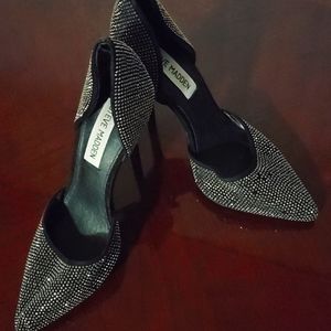Steve Madden studded pumps